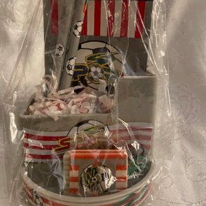 1995 Flomo Race Car Pencil Holder Stationery Set.  6 supplies Race Car Motif New